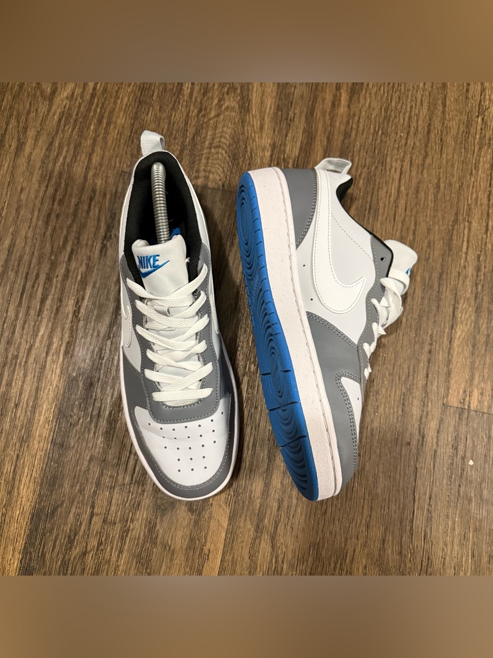Nike Court Borough Low Size 7//8.5 Women